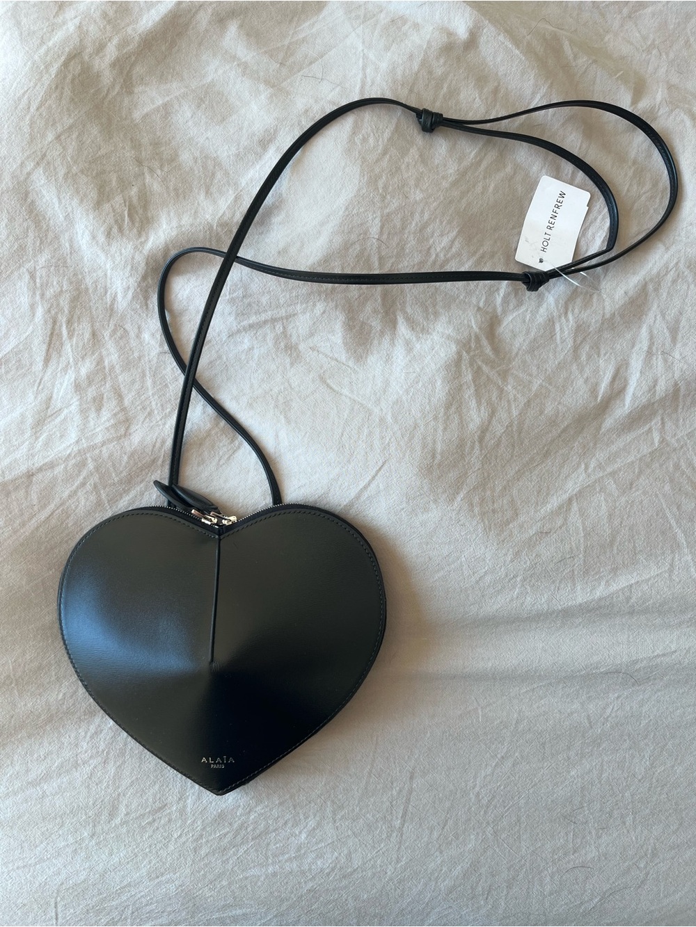 ALAÏA LE COEUR BAG IN PATENT LEATHER